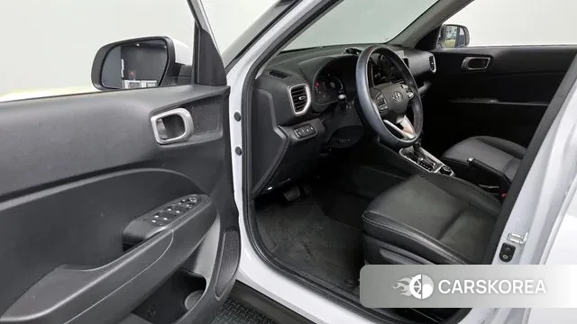 Hyundai Venue 2025 Белый из Кореи, фото 2