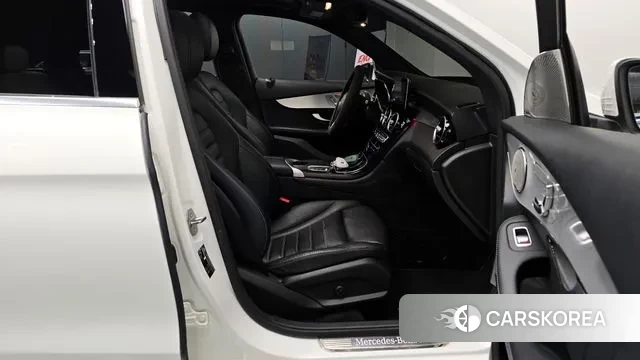 Mercedes-Benz GLC-Class X253 2020 Белый из Кореи, фото 2