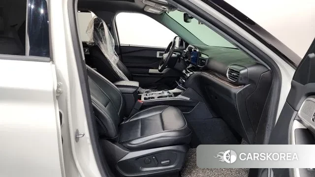 Ford Explorer 6th Generation 2021 Белый из Кореи, фото 2