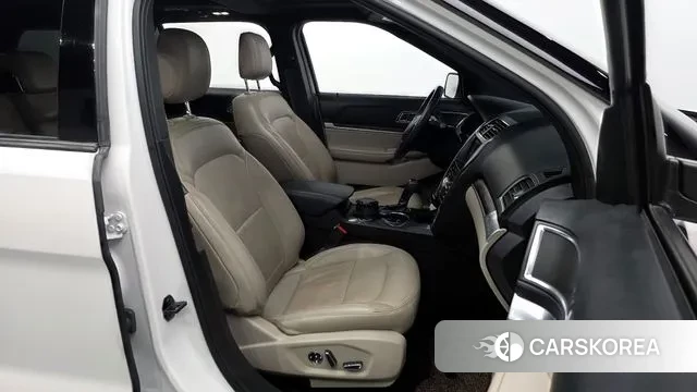 Ford Explorer 2018 Белый из Кореи, фото 2