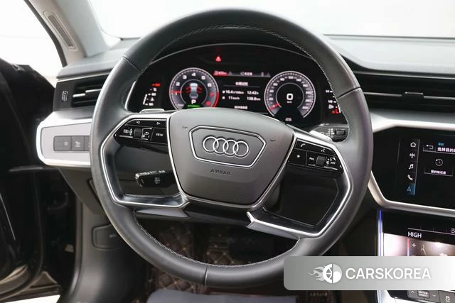 Audi A7L 2023 Черный из Китая, фото 2