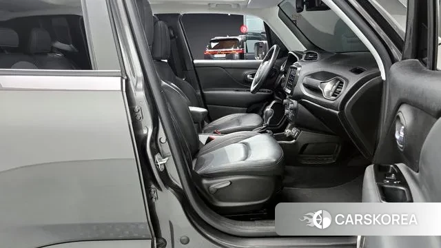 Jeep Renegade 2021 Серый из Кореи, фото 2