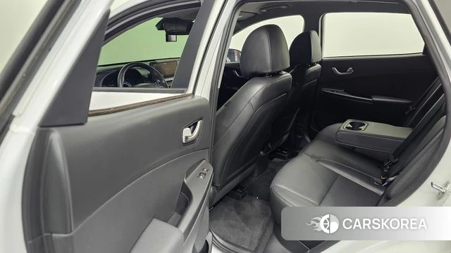 Hyundai The New Kona 2021 Белый из Кореи, фото 2