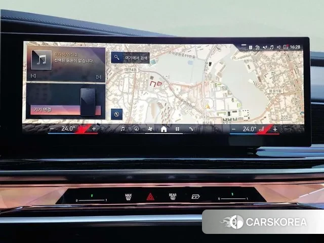 BMW 7 Series (G70) 2024 Черный двухцветный из Кореи, фото 2