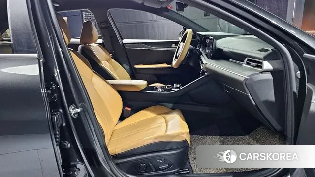 Kia K5 3rd generation 2021 Серый из Кореи, фото 2