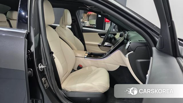 Mercedes-Benz C-Class W206 2022 Серый из Кореи, фото 2