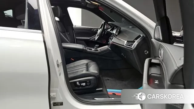 BMW X6 (G06) 2020 Белый из Кореи, фото 2