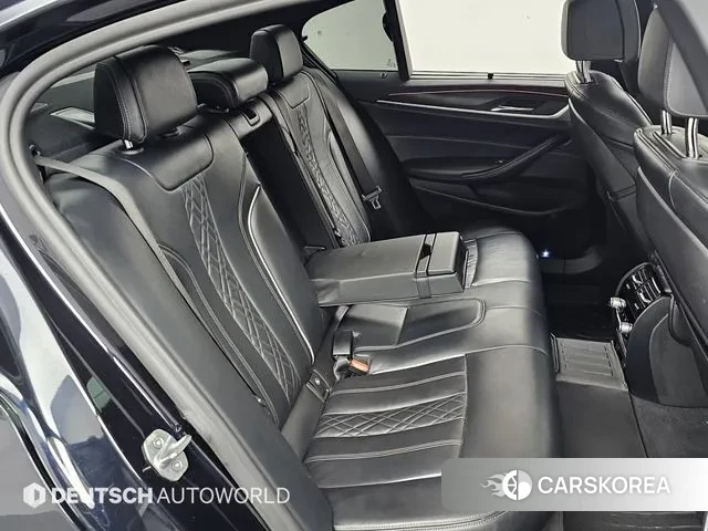 BMW 5 Series (G30) 2019 Черный из Кореи, фото 2