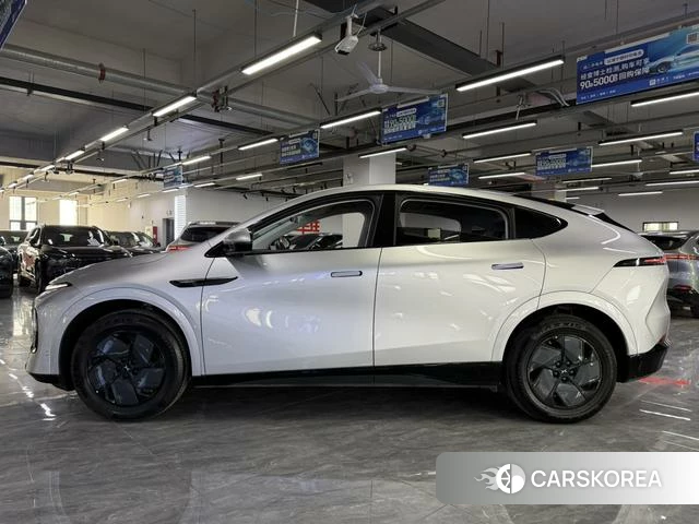 Xiaopeng Motors Xiaopeng G6 2025 Серебристо-серый из Китая, фото 2