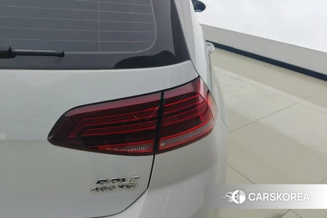 Volkswagen Golf 2020 Белый из Китая, фото 2
