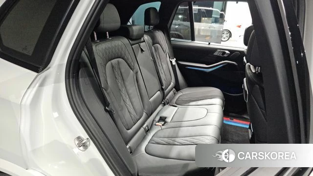 BMW X5 (G05) 2023 Белый из Кореи, фото 2