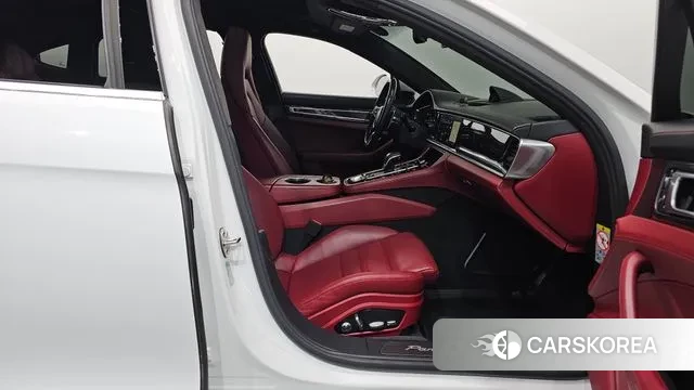 Porsche Panamera (971) 2018 Белый из Кореи, фото 2