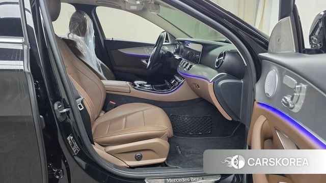 Mercedes-Benz E-Class W213 2020 Черный из Кореи, фото 2
