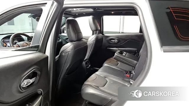 Jeep Cherokee (KL) 2021 Белый из Кореи, фото 2