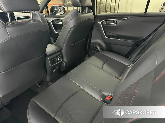 Toyota RAV4 5th Generation 2025 Белый из Кореи, фото 2
