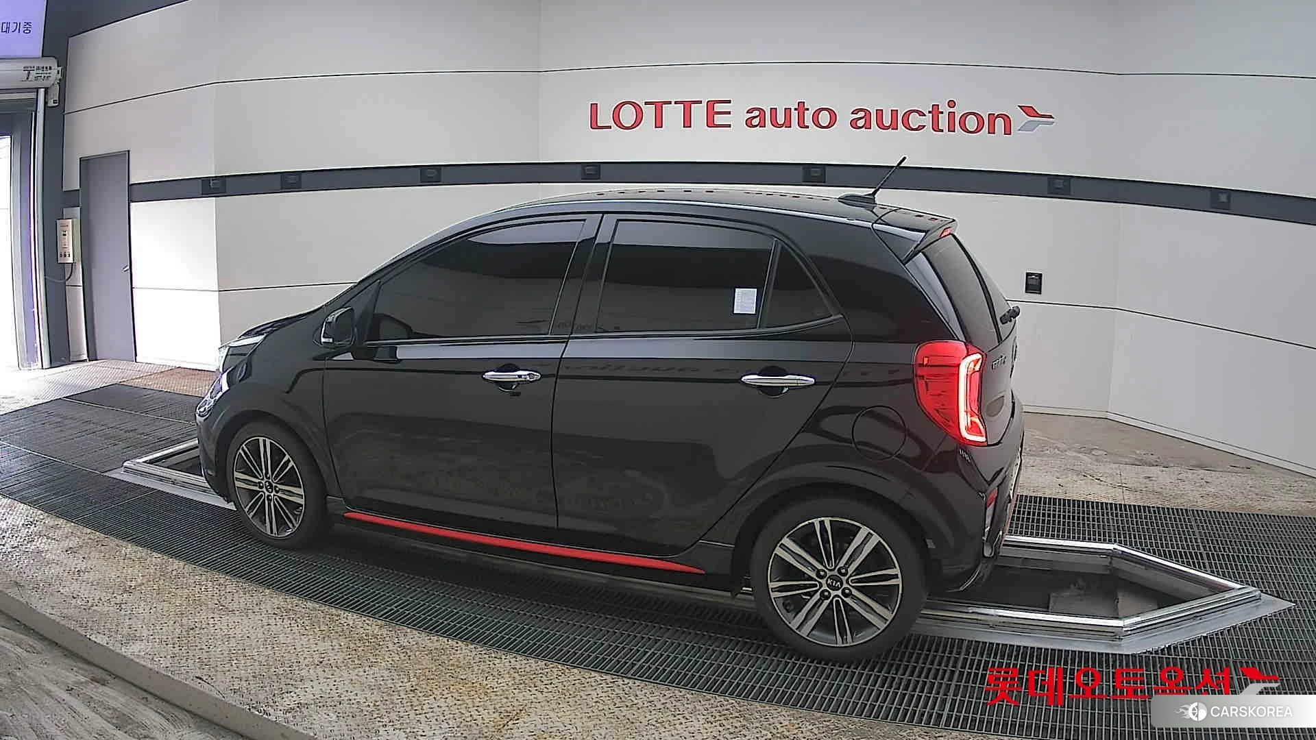 Kia Morning 2018 Черный из Кореи, фото 2