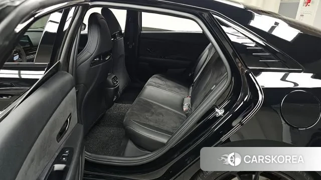 Hyundai The New Avante (CN7) 2025 Черный из Кореи, фото 2