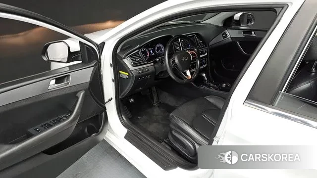 Hyundai Sonata New Rise 2019 Белый из Кореи, фото 2