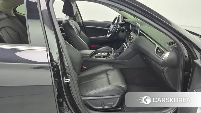 Genesis G70 2018 Черный из Кореи, фото 2