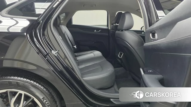 Kia K5 3rd generation 2023 Черный из Кореи, фото 2