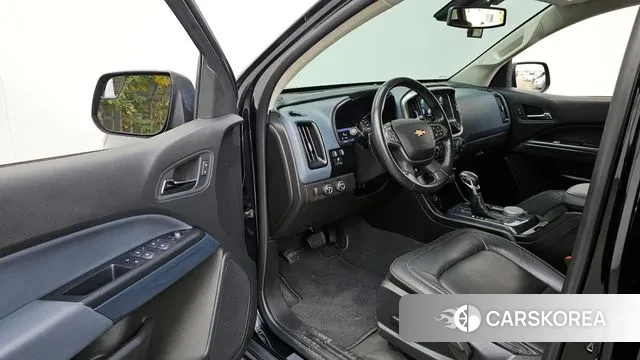 Chevrolet (GM Daewoo) Real New Colorado 2022 Черный из Кореи, фото 2