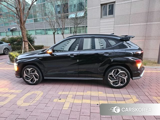 Hyundai Kona (SX2) 2024 Черный из Кореи, фото 2