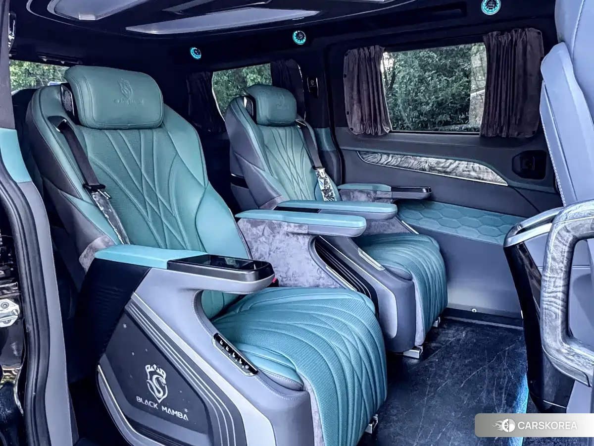 Ford Tourneo 2026 Черный из Китая, фото 2