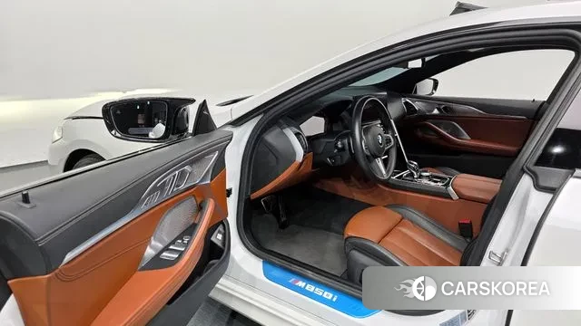 BMW 8 Series (G15) 2022 Белый из Кореи, фото 2