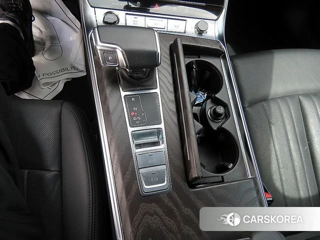 Audi A6 (C8) 2022 Серый из Кореи, фото 2