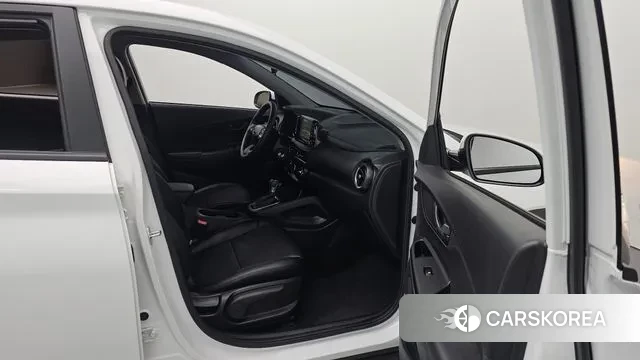 Hyundai The New Kona 2021 Белый из Кореи, фото 2