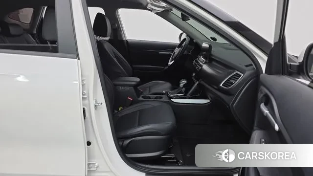 Kia Seltos 2021 Белый из Кореи, фото 2