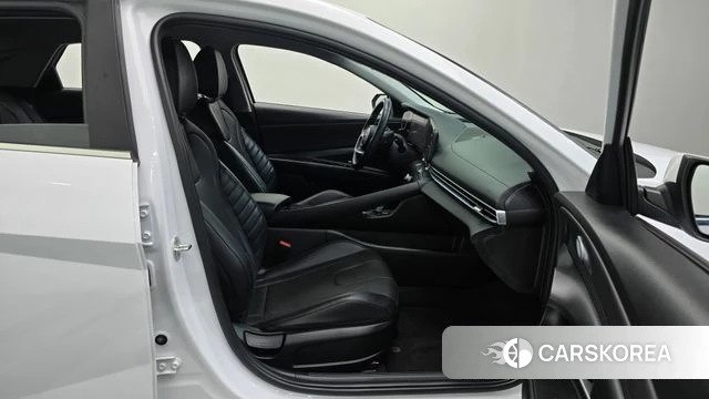 Hyundai Avante (CN7) 2021 Белый из Кореи, фото 2