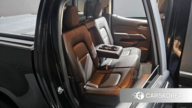 Chevrolet (GM Daewoo) Real New Colorado 2022 Черный из Кореи, фото 2