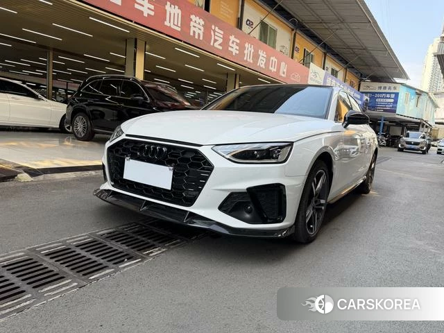 Audi A4L 2022 Белый из Китая, фото 2