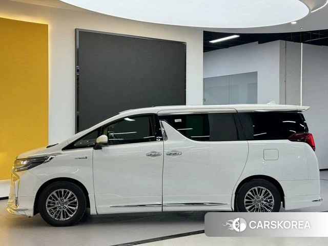 Toyota Elfa 2021 Белый из Китая, фото 2