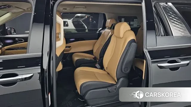 Kia Carnival 4th generation 2023 Черный из Кореи, фото 2