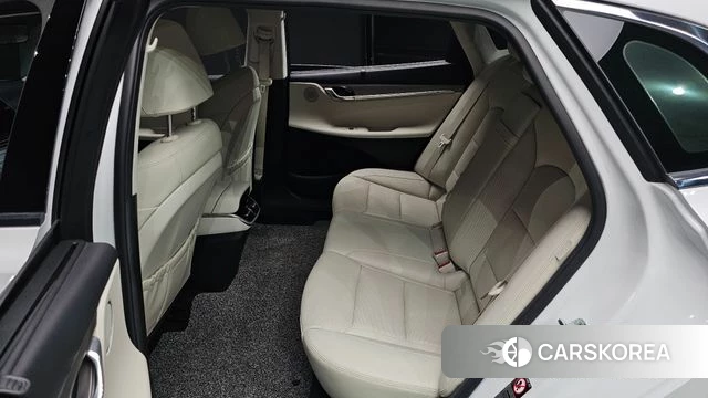 Hyundai The New Grandeur IG Hybrid 2022 Белый из Кореи, фото 2