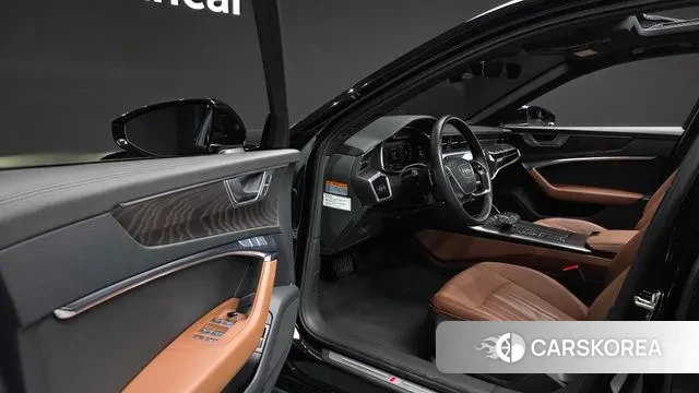 Audi A6 (C8) 2021 Черный из Кореи, фото 2