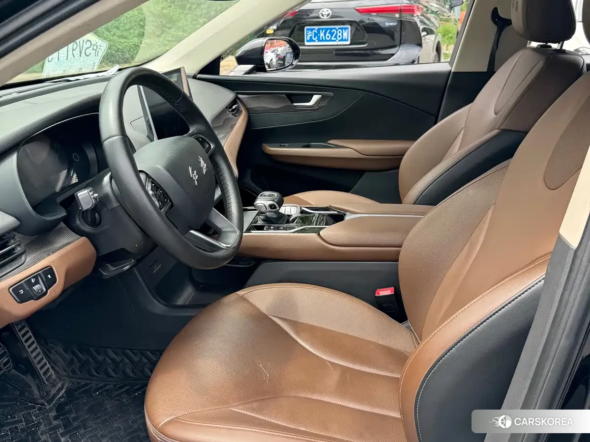 Red flag Hongqi E-QM5 2021 Черный из Китая, фото 2
