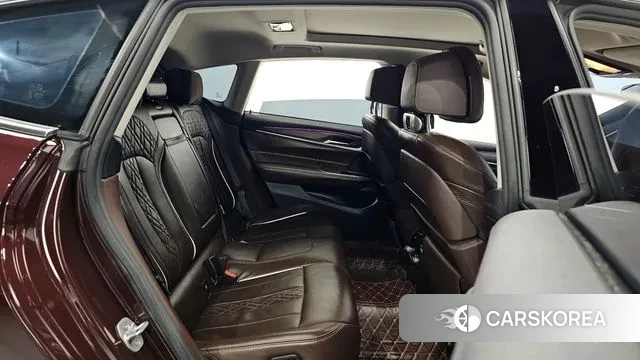 BMW 6 Series GT (G32) 2019 Коричневый из Кореи, фото 2