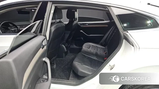 Volkswagen Arteon 2018 Белый из Кореи, фото 2