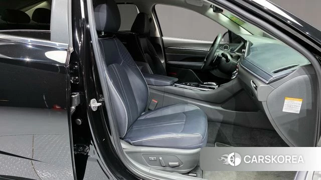 Hyundai Sonata Hybrid (DN8) 2023 Черный из Кореи, фото 2