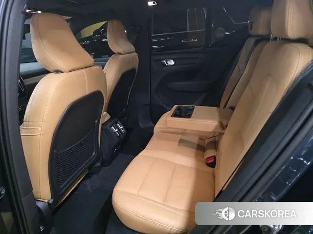 Volvo XC40 2021 Синий из Кореи, фото 2