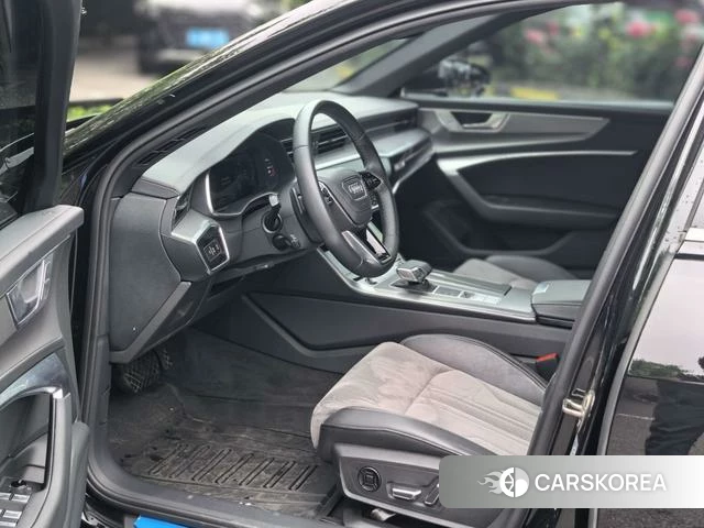 Audi A6L 2023 Черный из Китая, фото 2