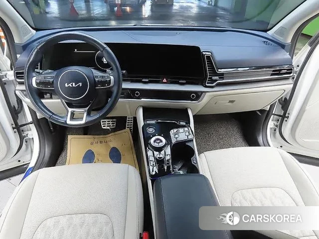 Kia Sportage 5th Generation Hybrid 2023 Белый из Кореи, фото 2