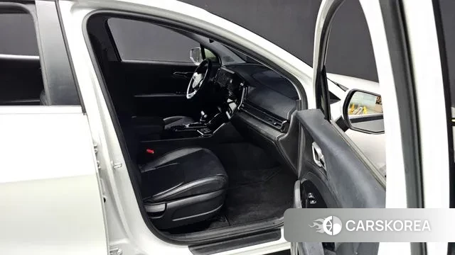 Kia Sportage 5th Generation 2022 Белый из Кореи, фото 2