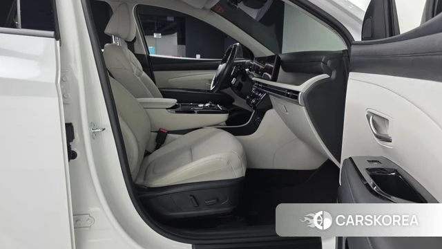 Hyundai The New Tucson (NX4) 2024 Белый из Кореи, фото 2