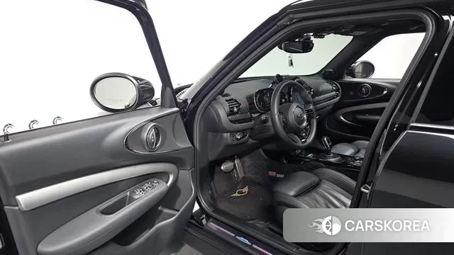 Mini Cooper S Clubman 2023 Черный из Кореи, фото 2