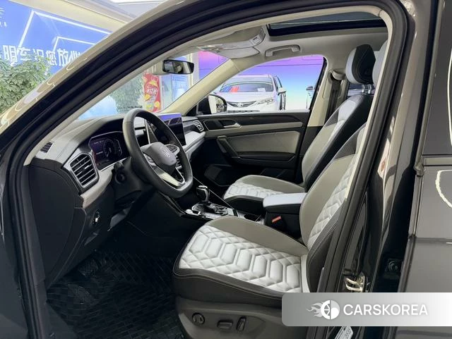 Volkswagen Tanyue 2022 Черный из Китая, фото 2