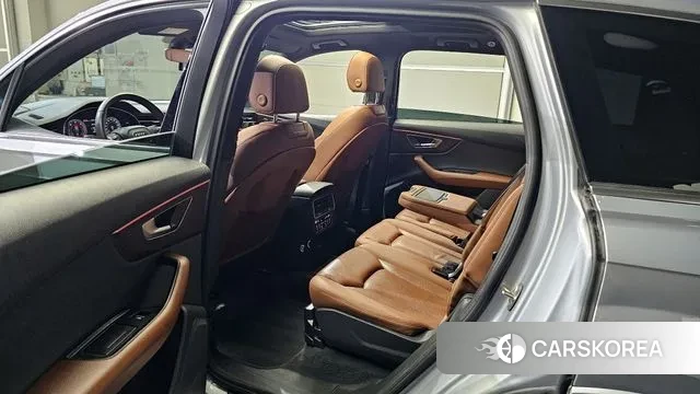 Audi Q7 (4M) 2020 Серебряный из Кореи, фото 2